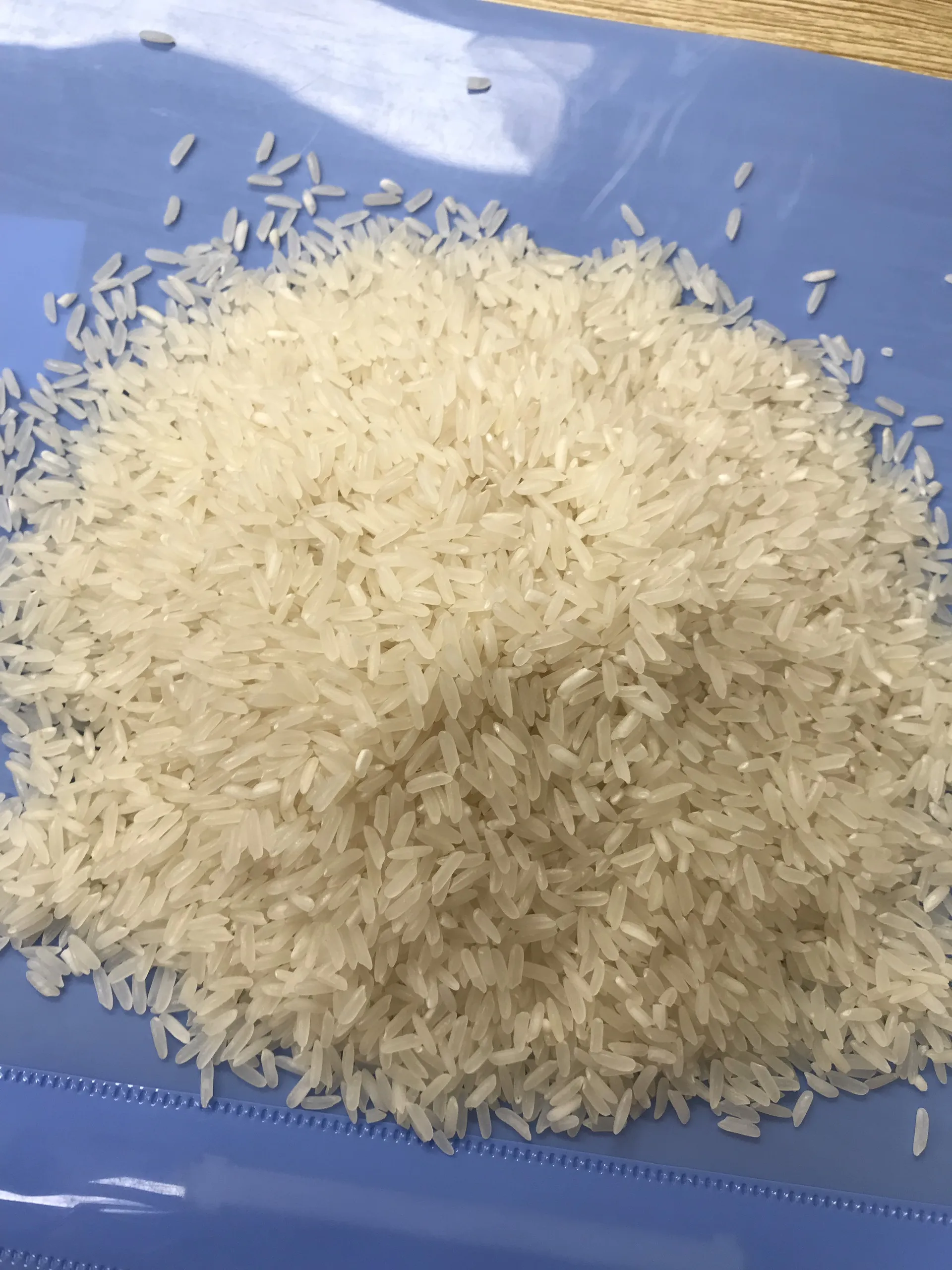 Высокое качество популярный заказ доставка за рубежом чистый полированный стандартный культивитор вьетнамские экспортеры риса жасмина