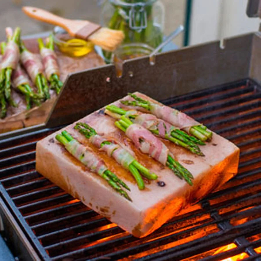 Кубики из гималайской соли для приготовления пищи и строительства