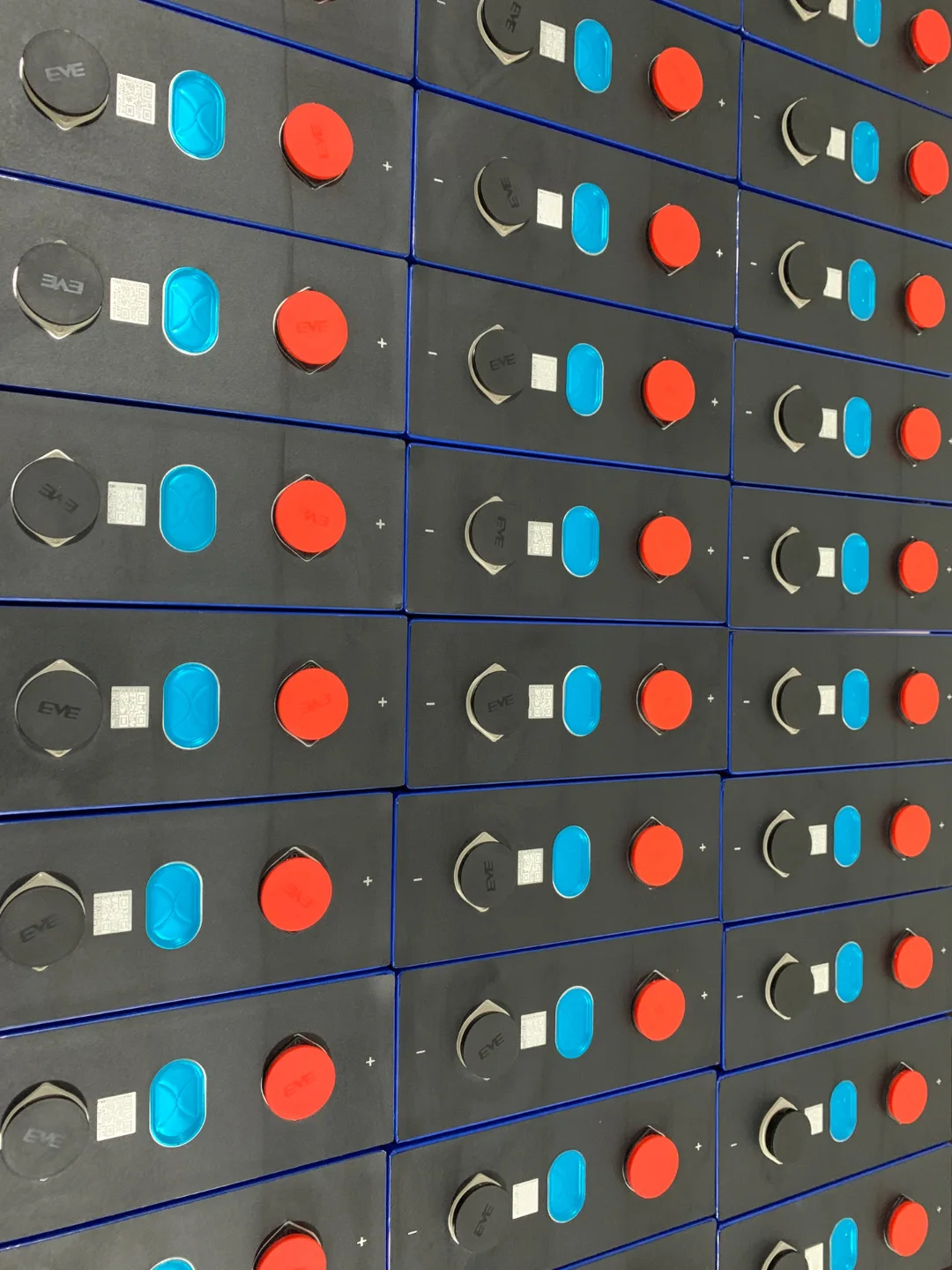 Продажа с завода литий-ионная батарея Lifepo4 12 В 304ah для Rv солнечной системы