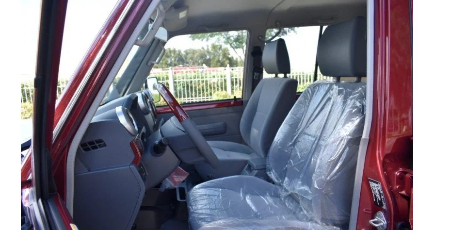 
CHEAP Used 2018 Land Cruiser pickup 4.5 v8 diesel 6x6 