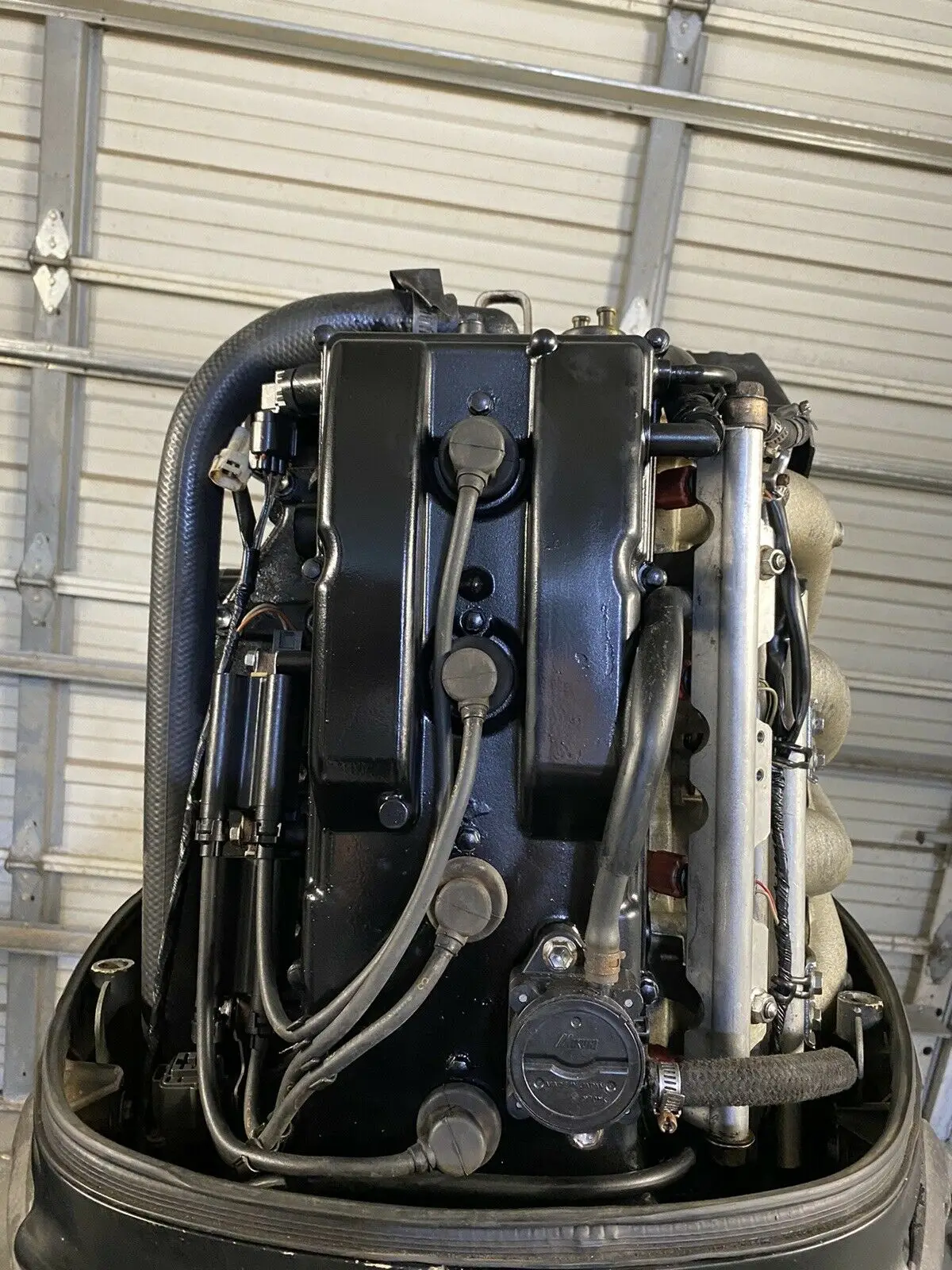 Used Suzukis 140 HP Outboard Boat Motor 4 Stroke