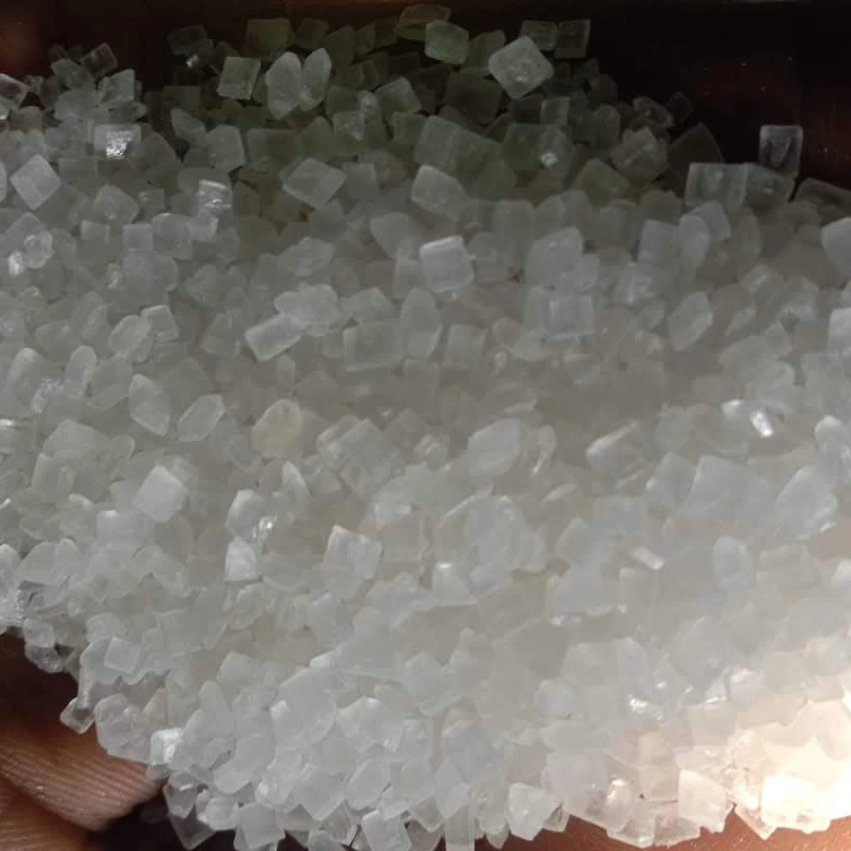 
 Чистый белый рафинированный сахар  