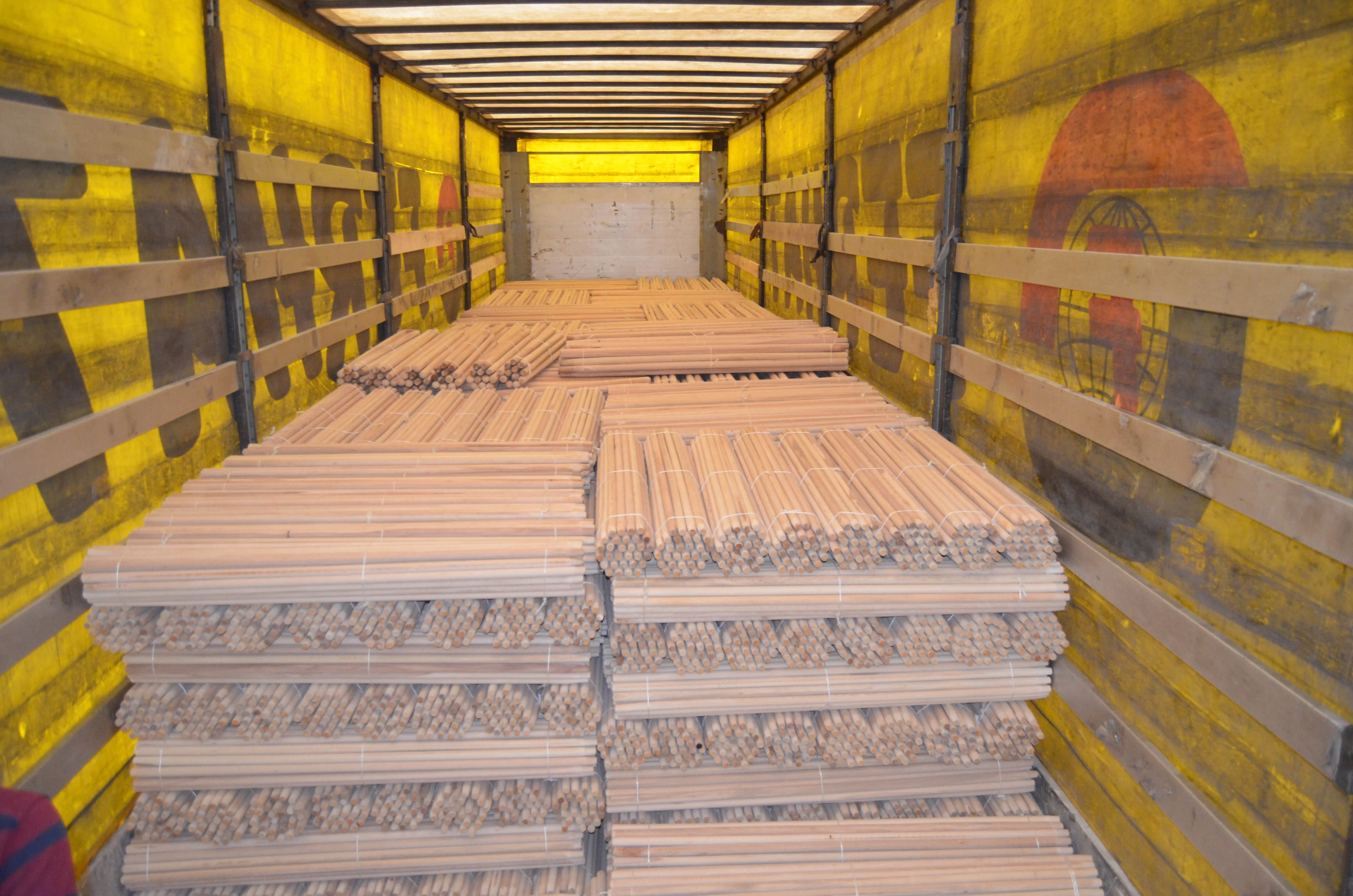 
150cm Beech Wood Broom Stick 