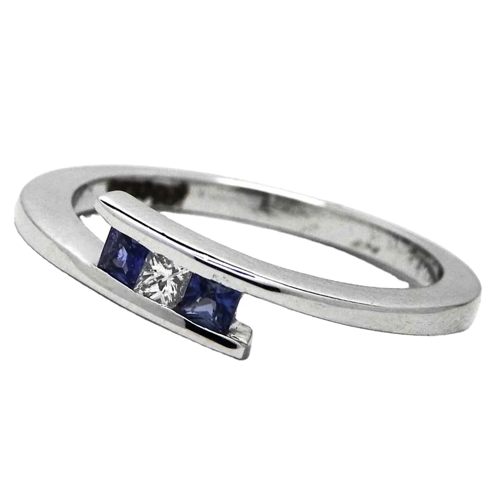 Jewelry Factory Direct High Quality Classic Custom Diamond Ring for Ladies Stone Diamond Ring for Girl Use in daily wear