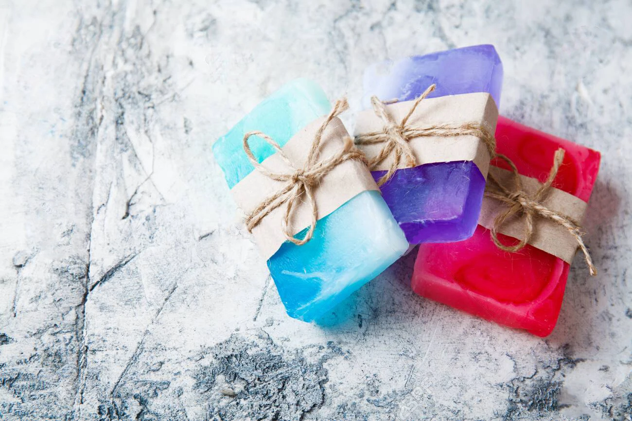 Hot selling Solid form and Basic Cleaning Feature Glycerin Clear Soap Base