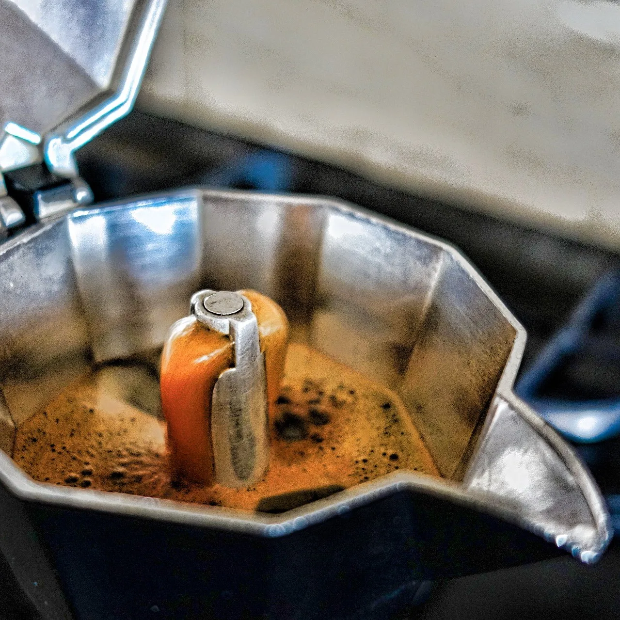 PRIVATE LABEL Premium quality Organic 100% Arabica made in Italy ground coffee moka 250g for retail