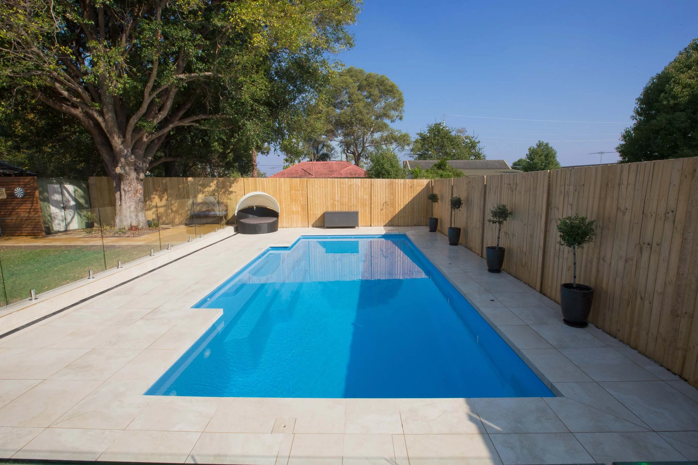 Stone Hot Sale Ivory Travertine Pool Coping 16'X16' Sandblasted Luxury Turkish Manufacturer Travertine Natural