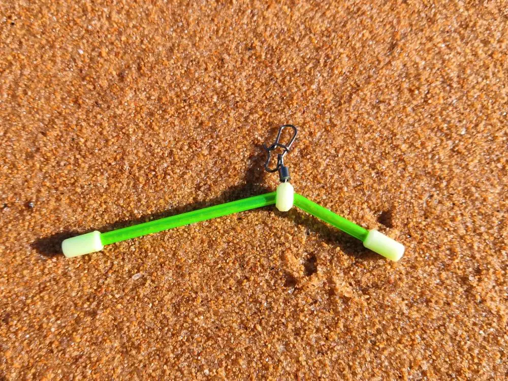 Wholesale Fishing Accessories Plastic Tube Balance  Fishing Tackle with Swivels Snaps