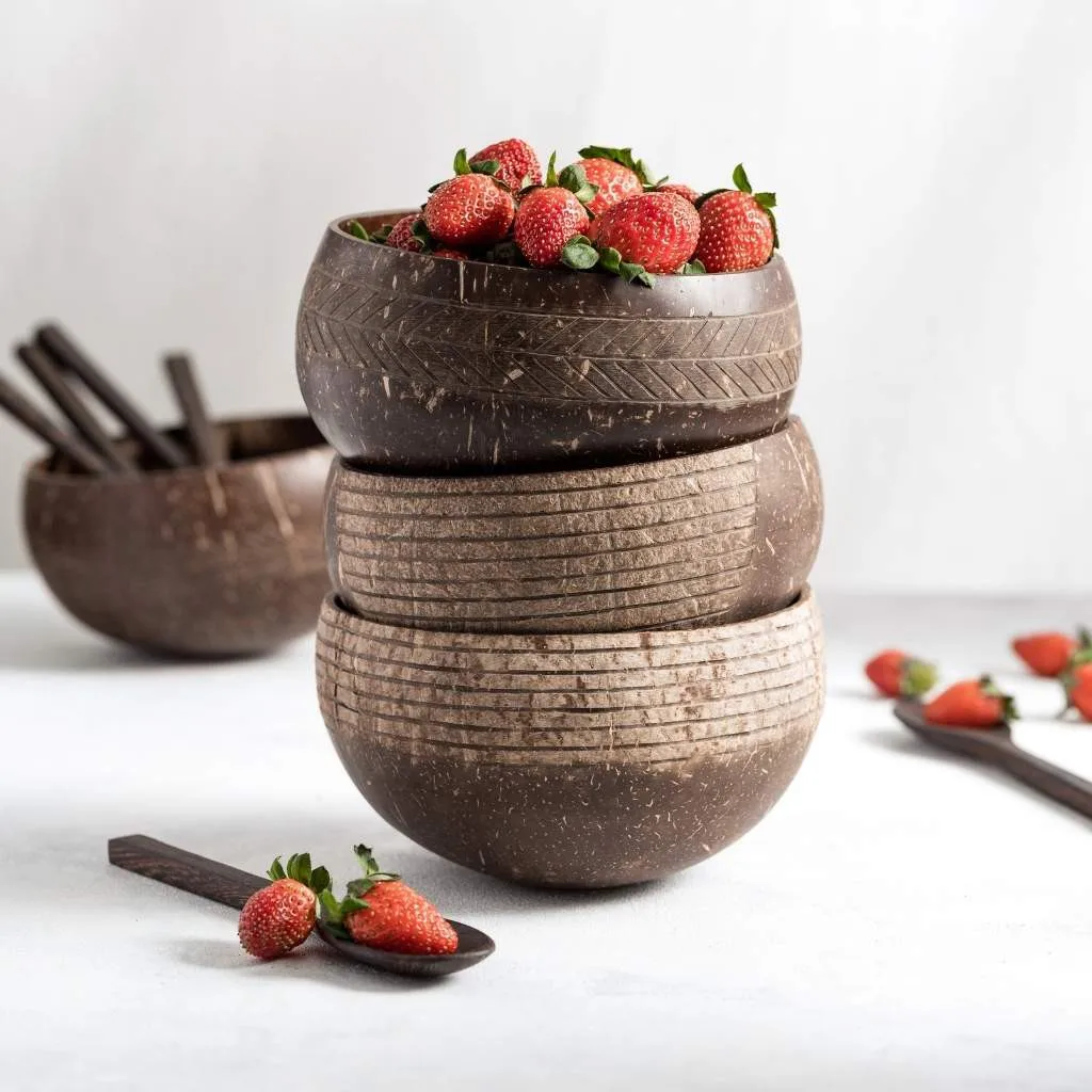 High Quality Natural Sculptural Coconut of Bowl/ Coconut Dining Bowl/ Coconut products decor made in Vietnam