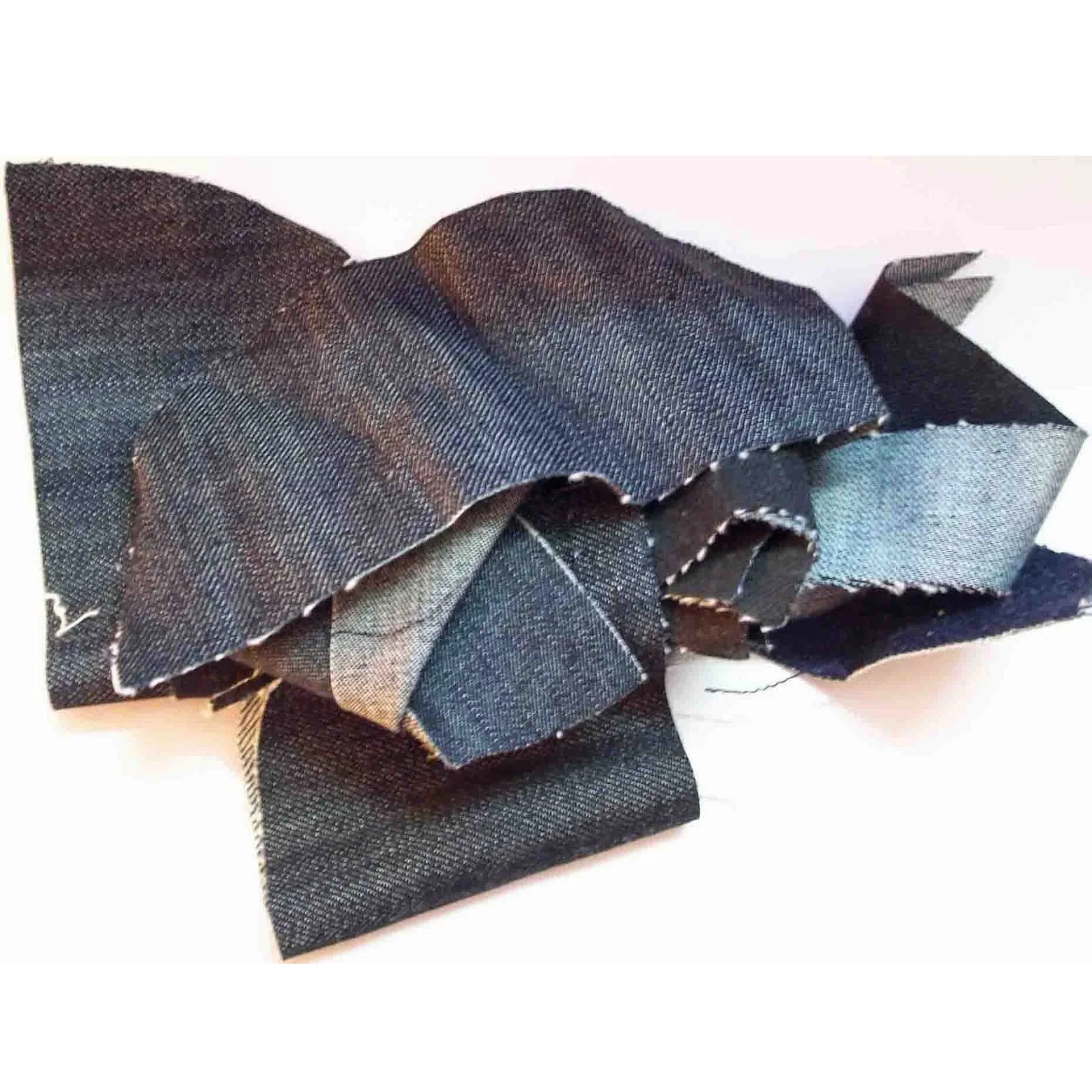 Hot Selling Denim Fabric Waste Cotton Textile 100% Denim Fabric Cutting Waste From Bangladesh