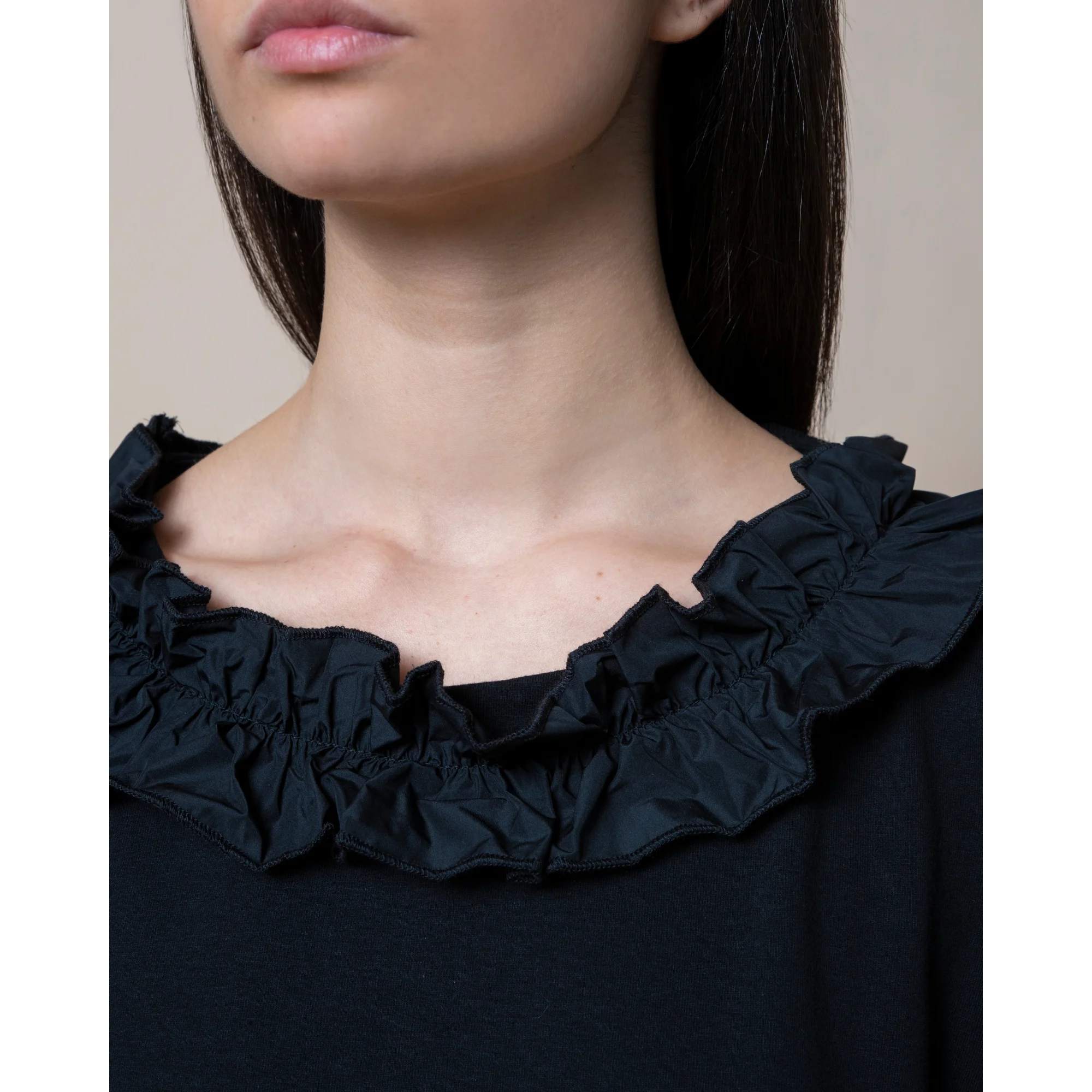 Best quality Italian long sleeve knee length dress, pockets, with rouge around the neck. For the day