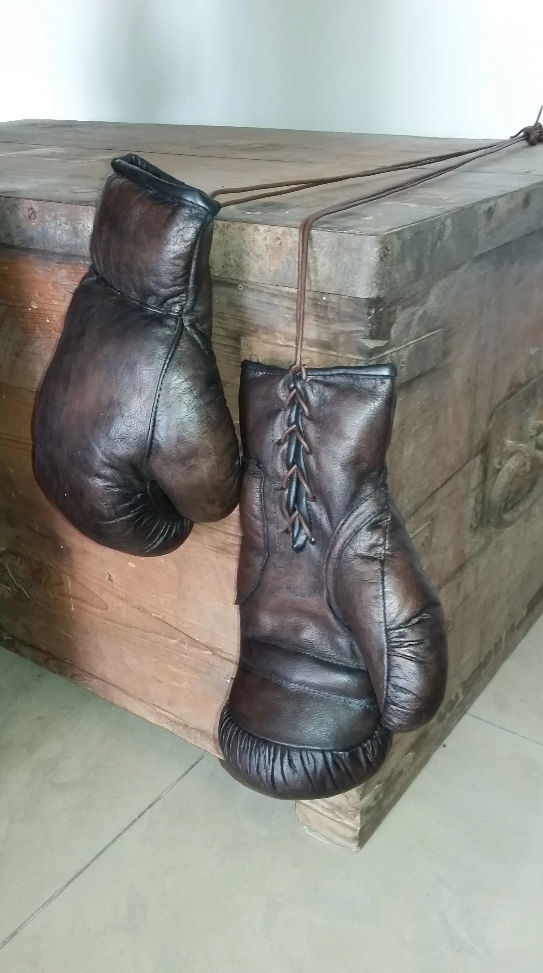 Retro Boxing Dark Brown Punch Bag | Vintage Classic Antique Model | 100% Cow Leather | MMA Gym Fitness Training Professional