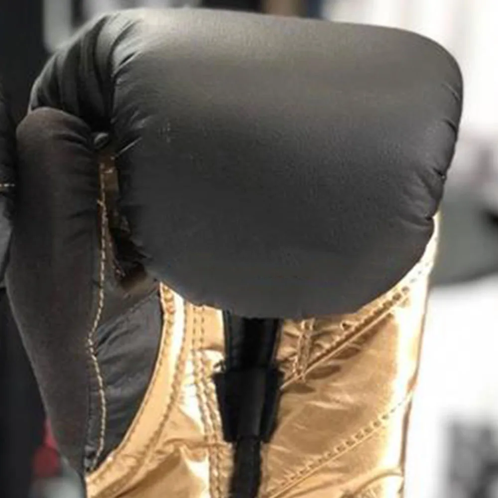 Оптовая продажа профессиональная кожаная тренировочная сумка и спарринговые перчатки для кикбоксинга с пользовательским логотипом прочные дышащие защитные браслеты