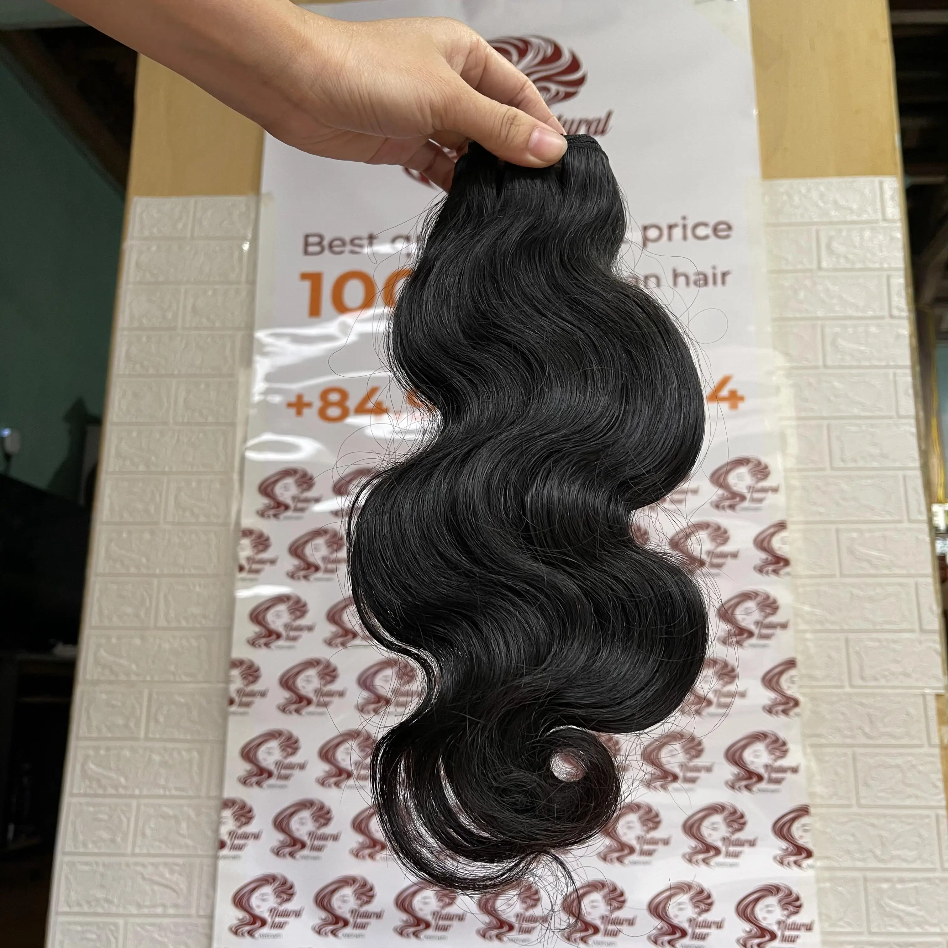 100% натуральные волнистые волосы в пучках вьетнамские вьющиеся человеческие для чернокожих женщин Справочная цена FOB: G