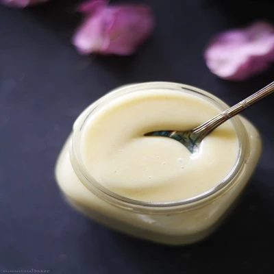 Condensed milk /Evaporated condensed milk/sweetened condensed milk