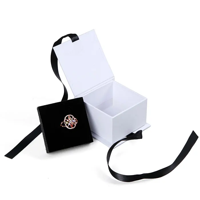 
luxury european women white Gift Box Earrings Jewelry Box packaging with ribbon 
