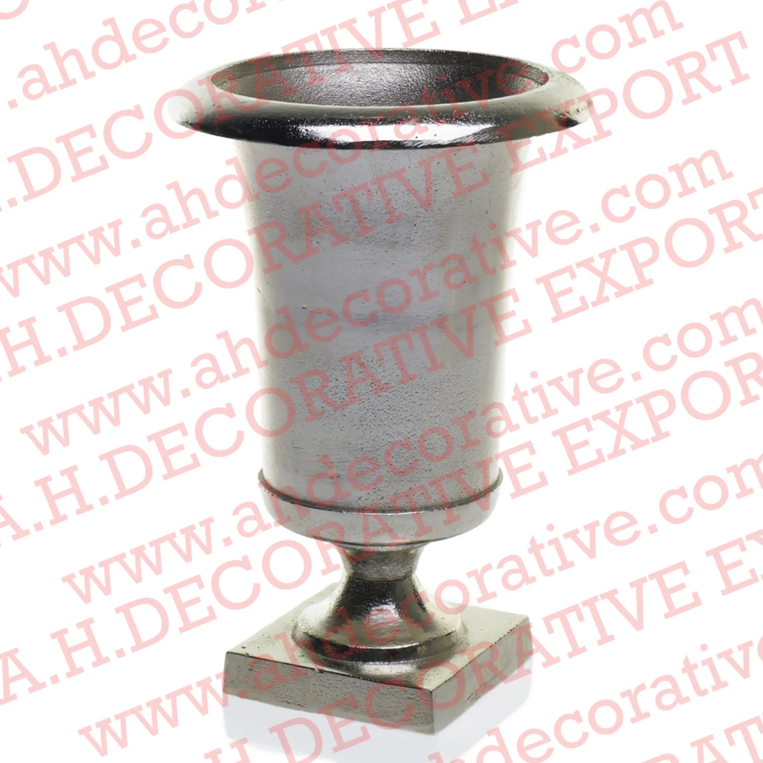 Garden Decorative Floor Urns Planter for Sale High Quality Metal Nickle Plated Urns Flower Vase for Wedding Centerpieces