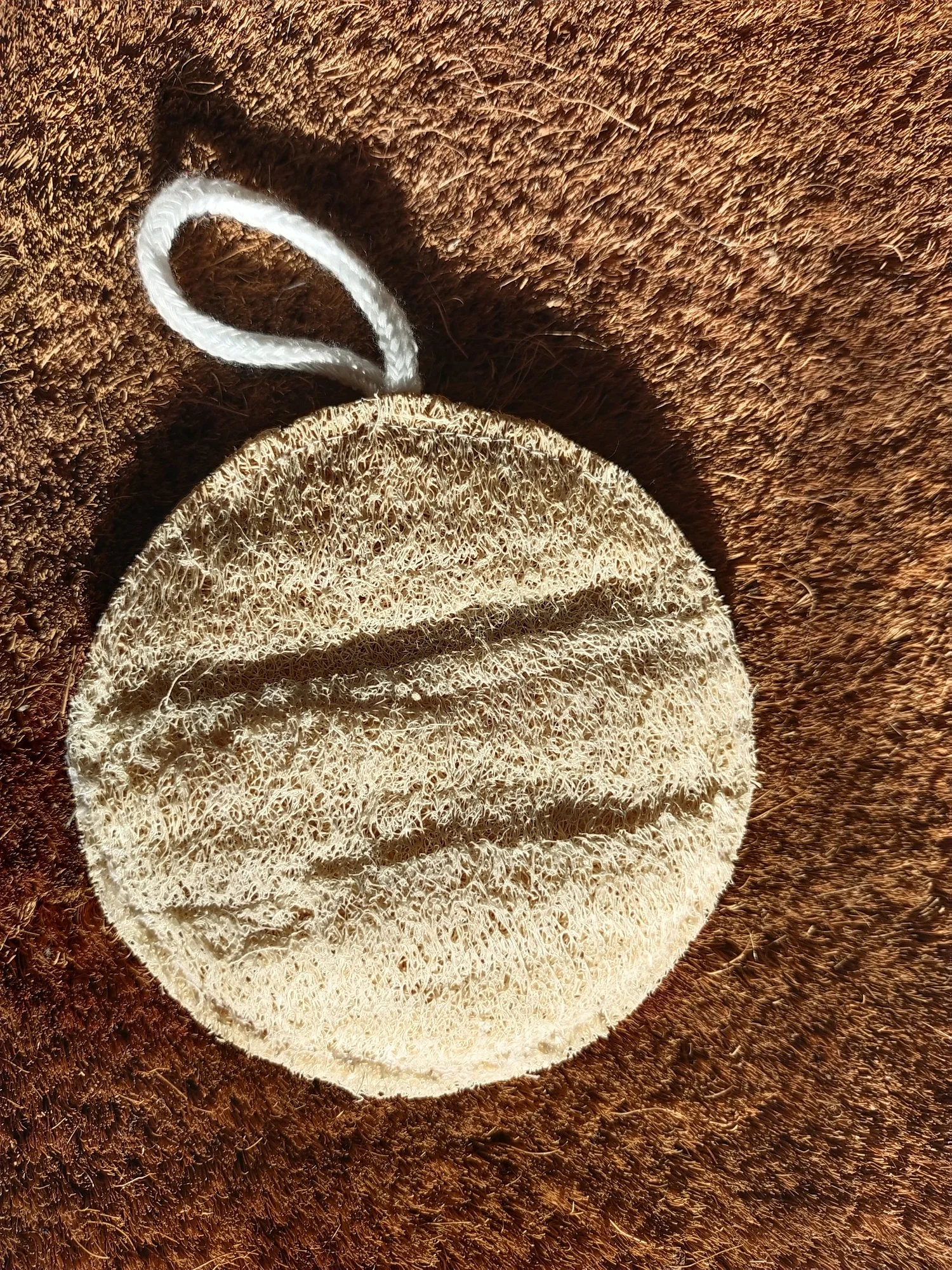 Natural color bath sponge luffa shower sponge skin friendly nourishing  OEM packing