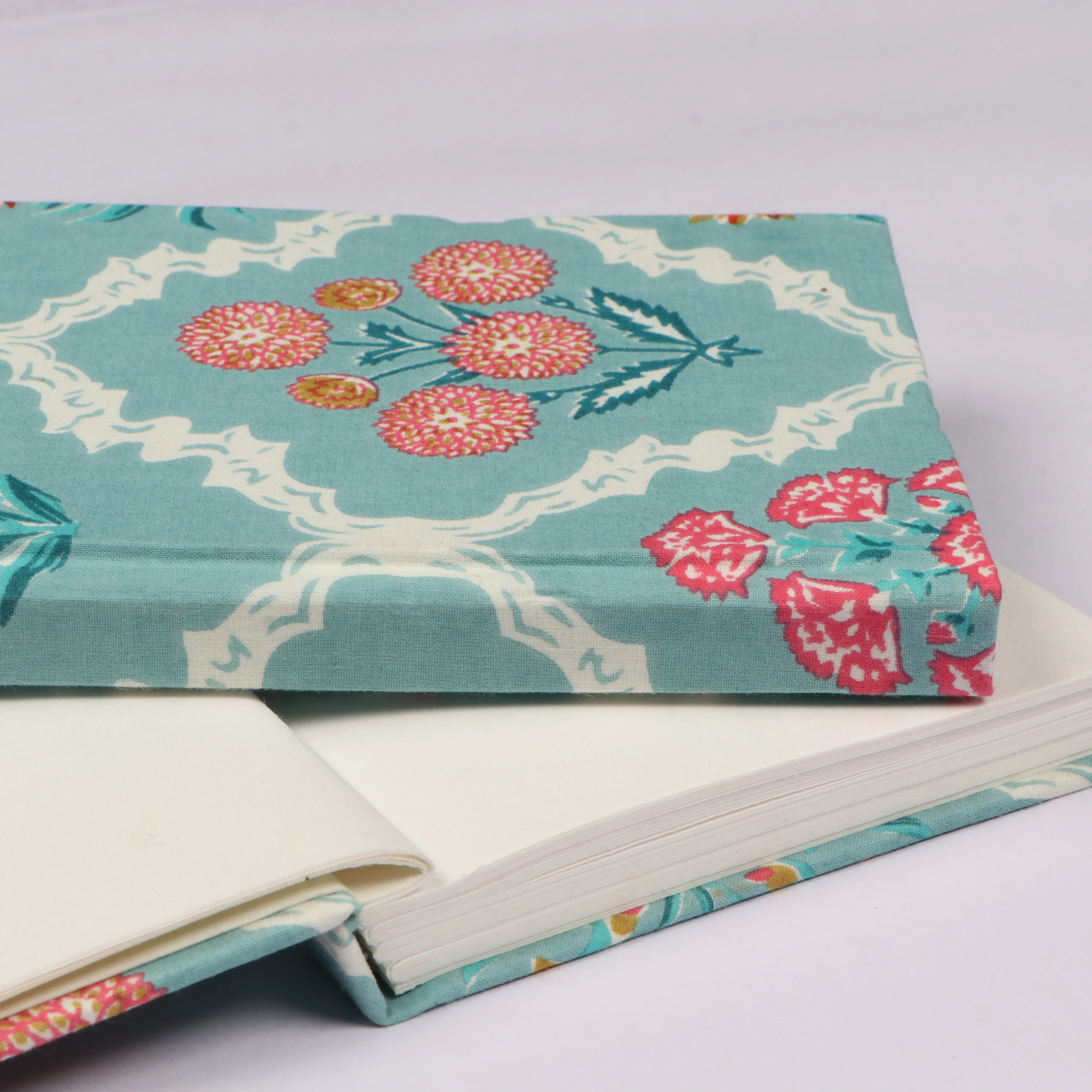 Wholesale Exquisite Hardcover Book Custom Office Supplies Diary Monthly Planner Sublimation Journal Notebook