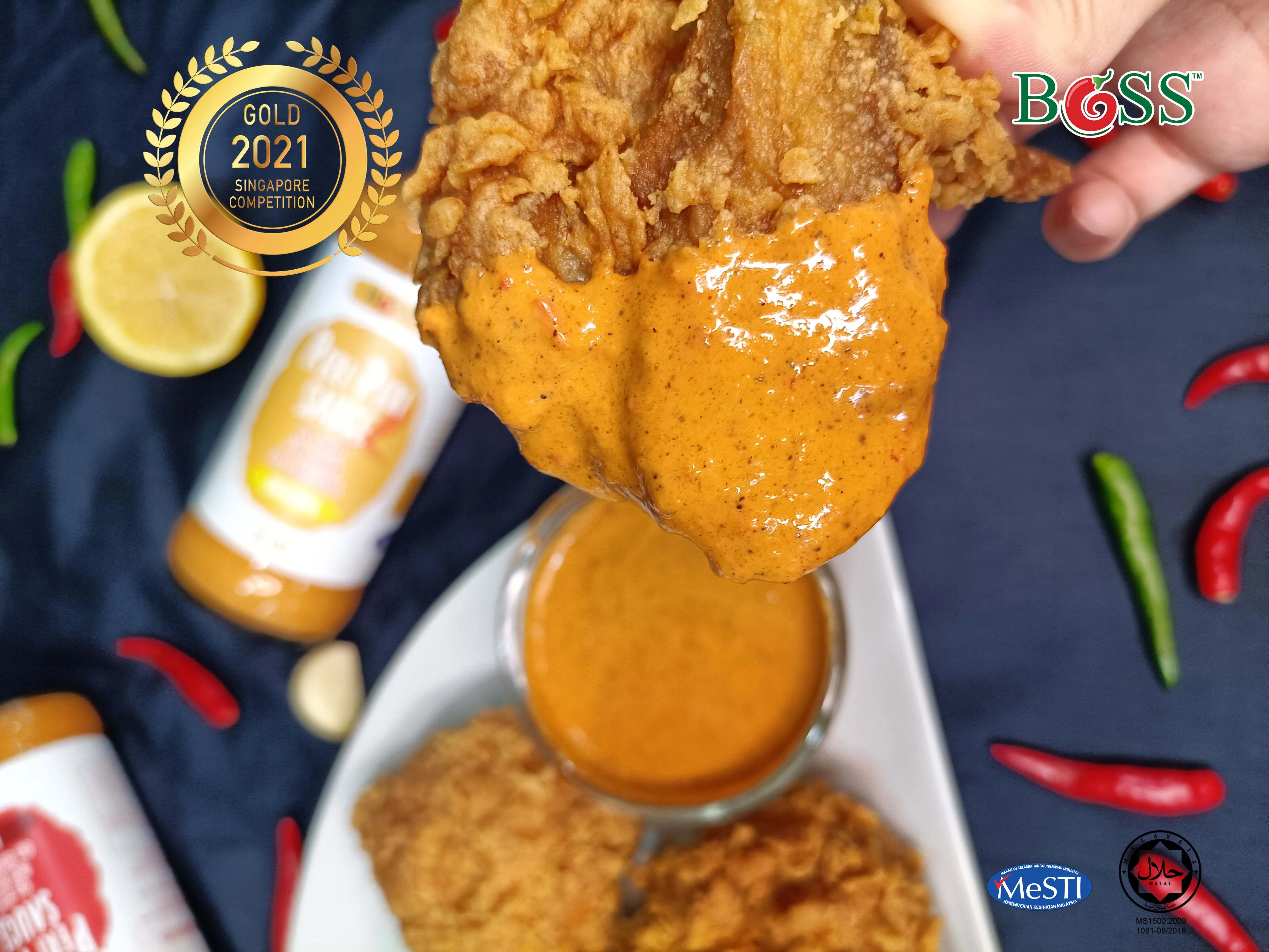 Factory wholesale price OEM sauce 4kg Halal Peri-peri sauce Hot and spicy suitable serve with western food and roasted chicken