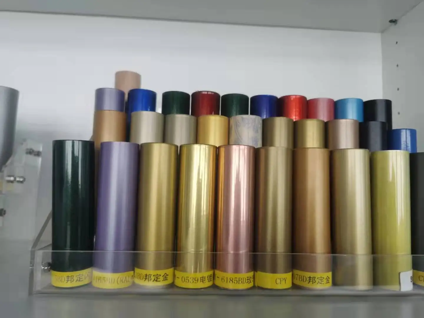 Coaking Mirror Effect 500% Super Gloss Chrome Gold Powder Coating Paint Electrostatic Powder Coatings For Furniture