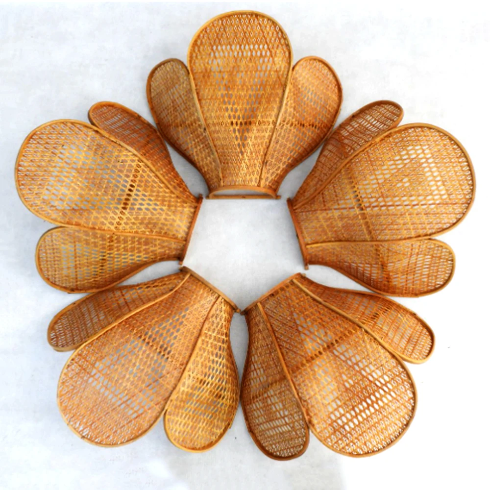 Flower Rattan Lampshade Wall Light, Rattan Wall Lamp Decoration in Vietnam Wholesale