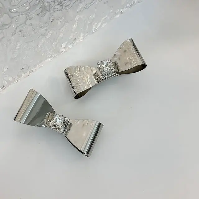 Black claw clip metal hair claw shape clip ladies and girls accessories