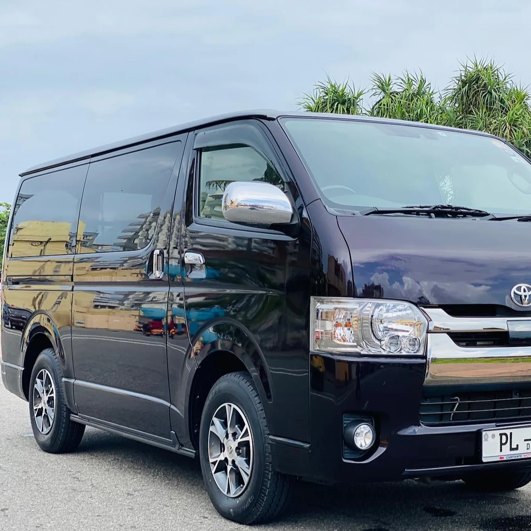 Б/у 2013 TOYOTA HIACE GDH201 SUPER