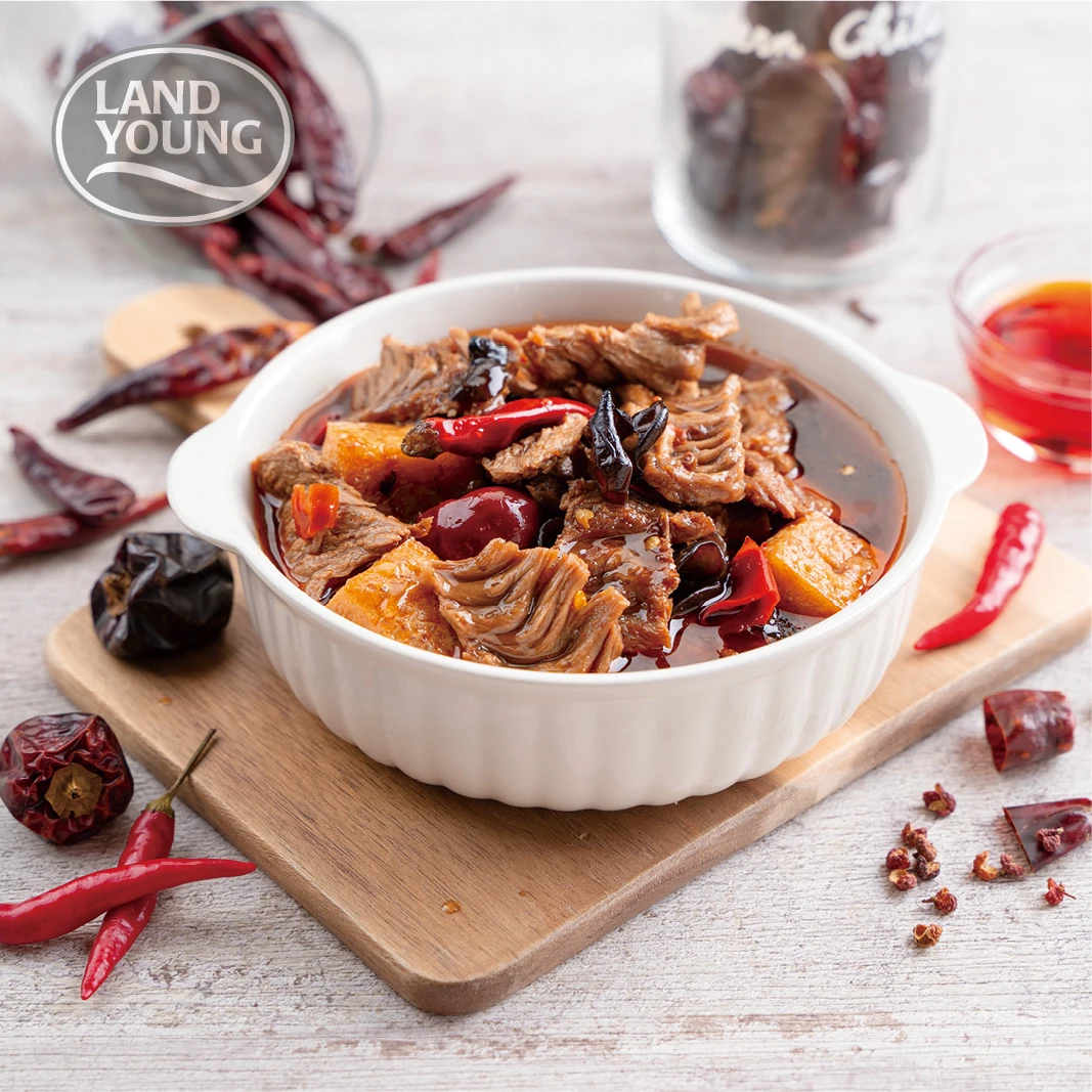 Китайский горячий горшок, суп для веганов, традиционный здоровый китайский суп, замороженное острые кипяченые растения на основе говядины (нарезанные)