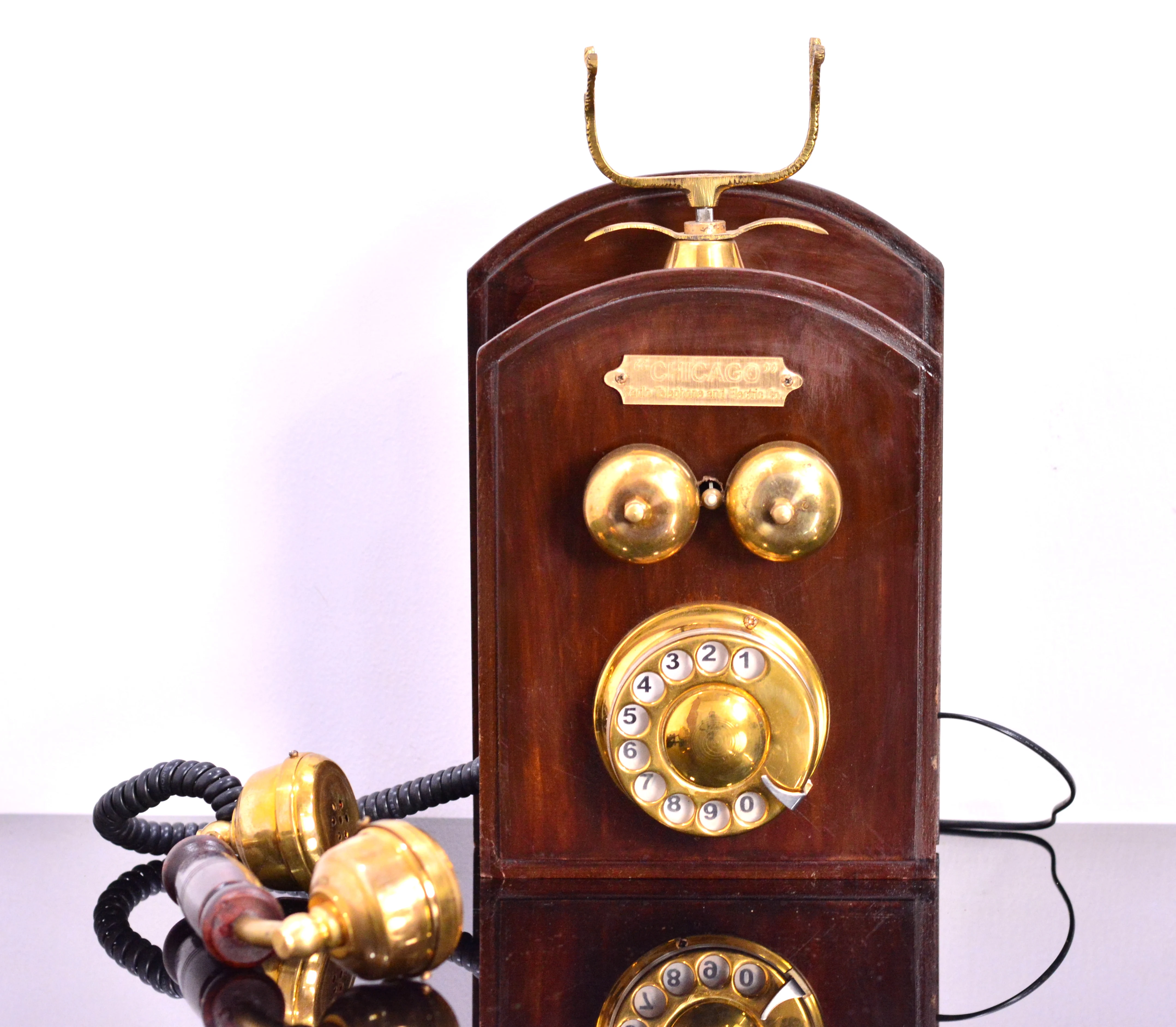  Латунный настенный телефон с вращающимся циферблатом