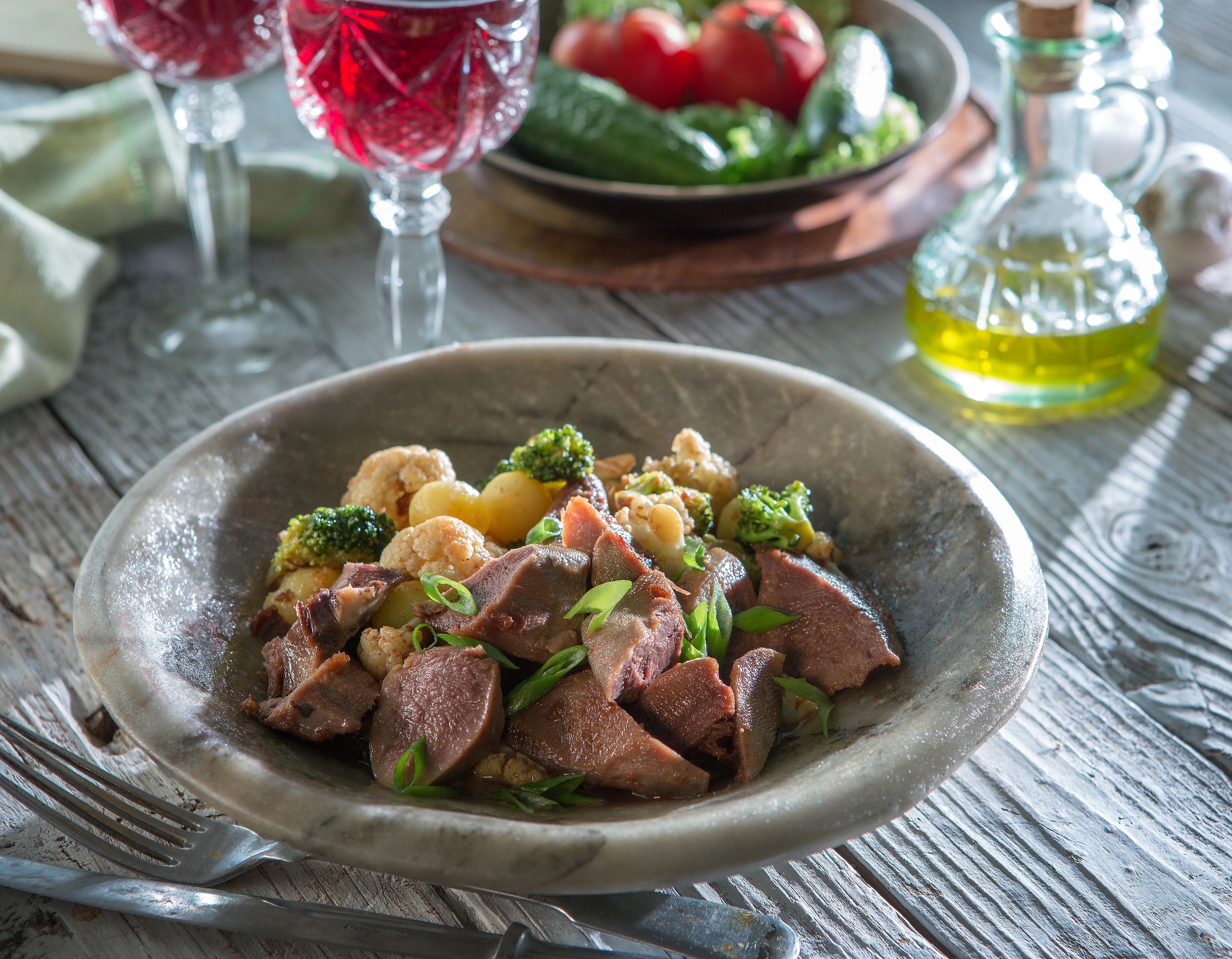 Консервированные измельченные кусочки говядины Kurgan стерилизованные консервированные