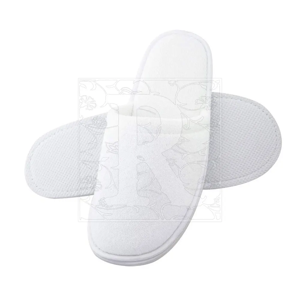 Design Best New Style Thick Bottom Hotel Shoes Slippers Recycling Eva Flip Flop Disposable Plush Hotel Slippers For Guest