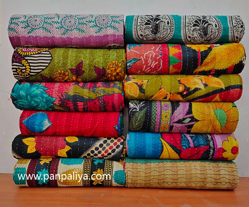 Индийский пляж Kantha винтажные одеяла, хлопковое покрывало для кровати, старое сари, изготовленные в ассортименте нашивки, оптовая продажа одеял