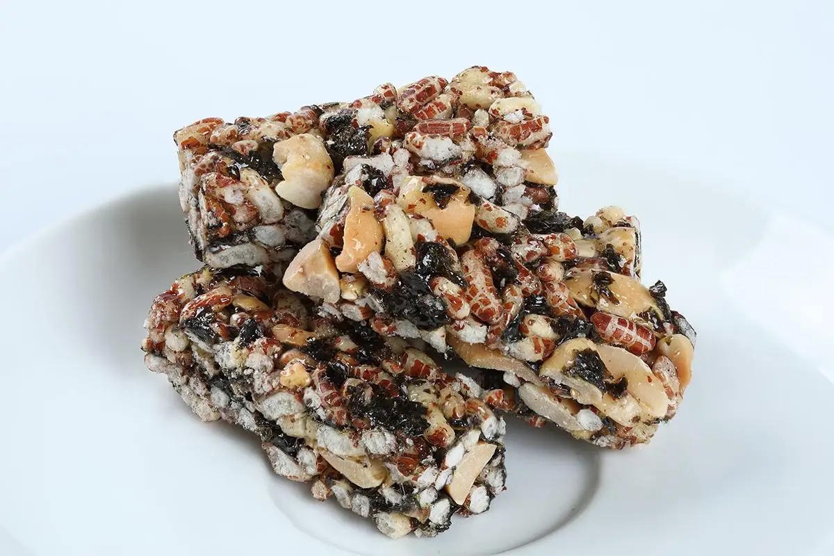  Качественный вьетнамский производитель Bich Chi коричневый рис арахисовые конфеты 200 г из Вьетнама