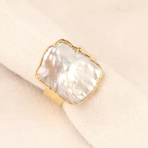 Natural freshwater white biwa pearl high polish ring gold plated ring hammered finish band adjustable ring jewelry supplies