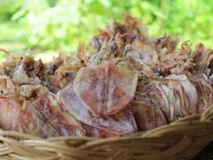 Good price - SKINLESS CLEANED SEAFOOD SNACK DRIED SQUID WITH HIGH QUALITY FROM VIETNAM ( Whatsapp: +84975262928, Helen)