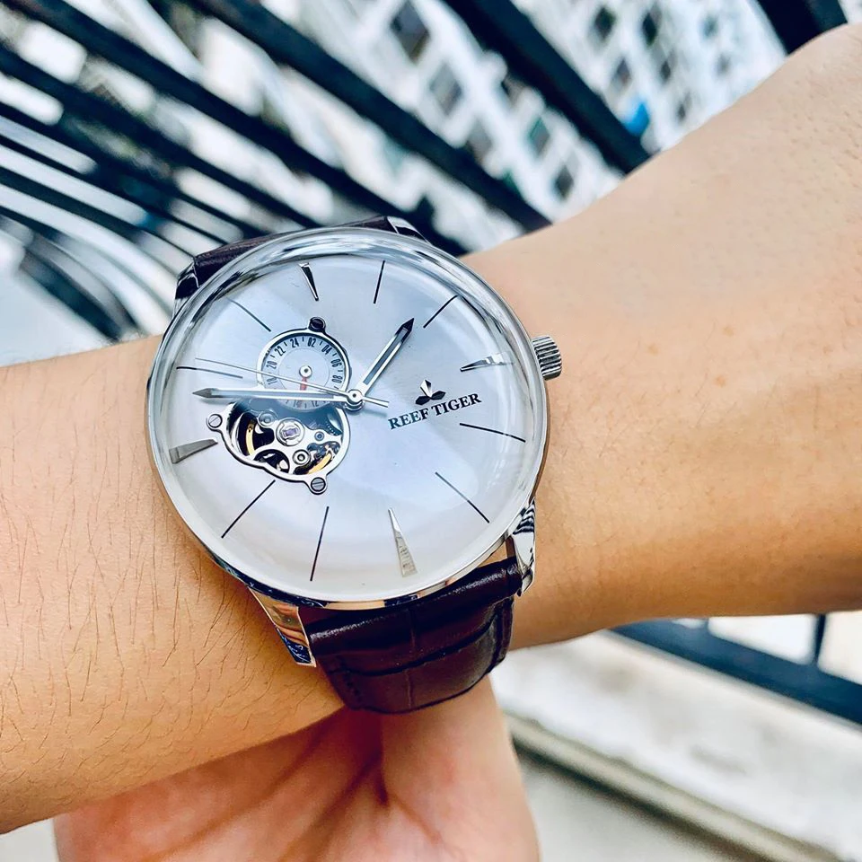 Reef Tiger Luxury Casual Watches for Men Genuine Leather Strap Rose Gold Tourbillon  Watch Convex Lens Watches RGA8239