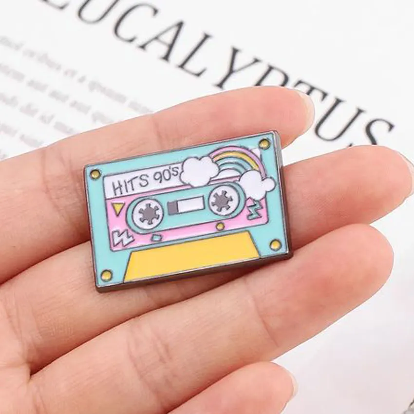 Пользовательский Ретро игровой автомат TV Радио Лента 80s лацкан эмаль