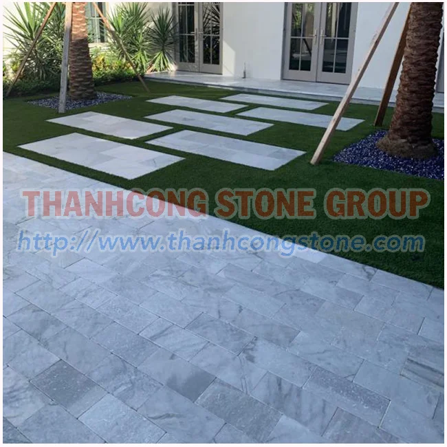 Best Choice Brand Natural Bluestone High Quality Dark Grey Limestone Outdoor Paving Stone Tile Modern Design Made in Viet Nam