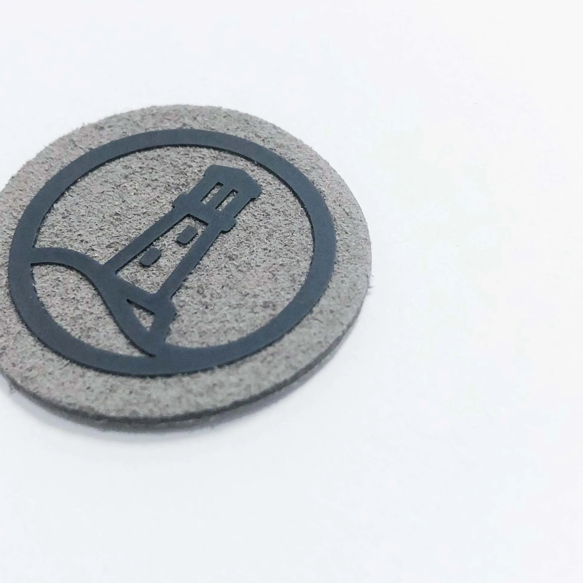 Customised Design garment accessories Rubber Matte Silicone 3D Mold Heat Transfer Logo Label