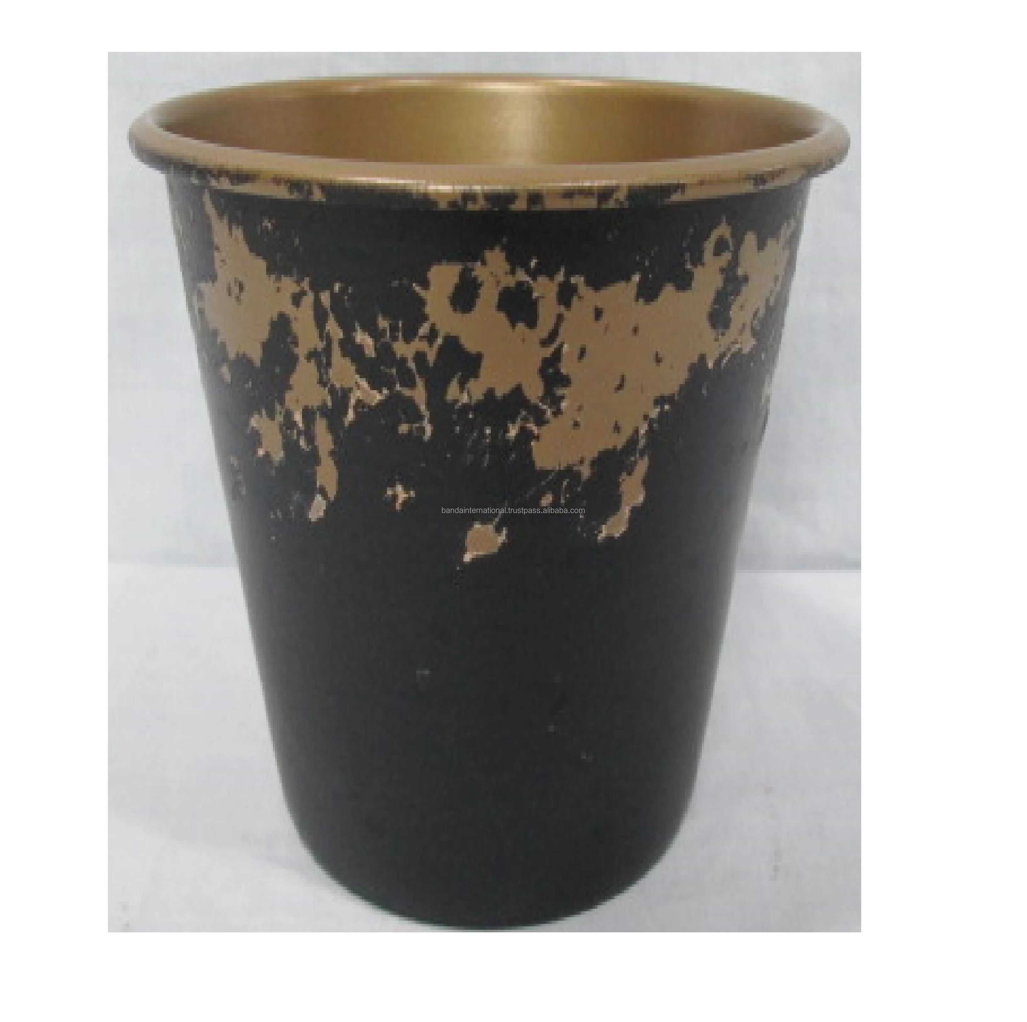 Indian Wholesale Top Quality Hammered Metal Flower Pots Green Color Galvanized Flower Planters