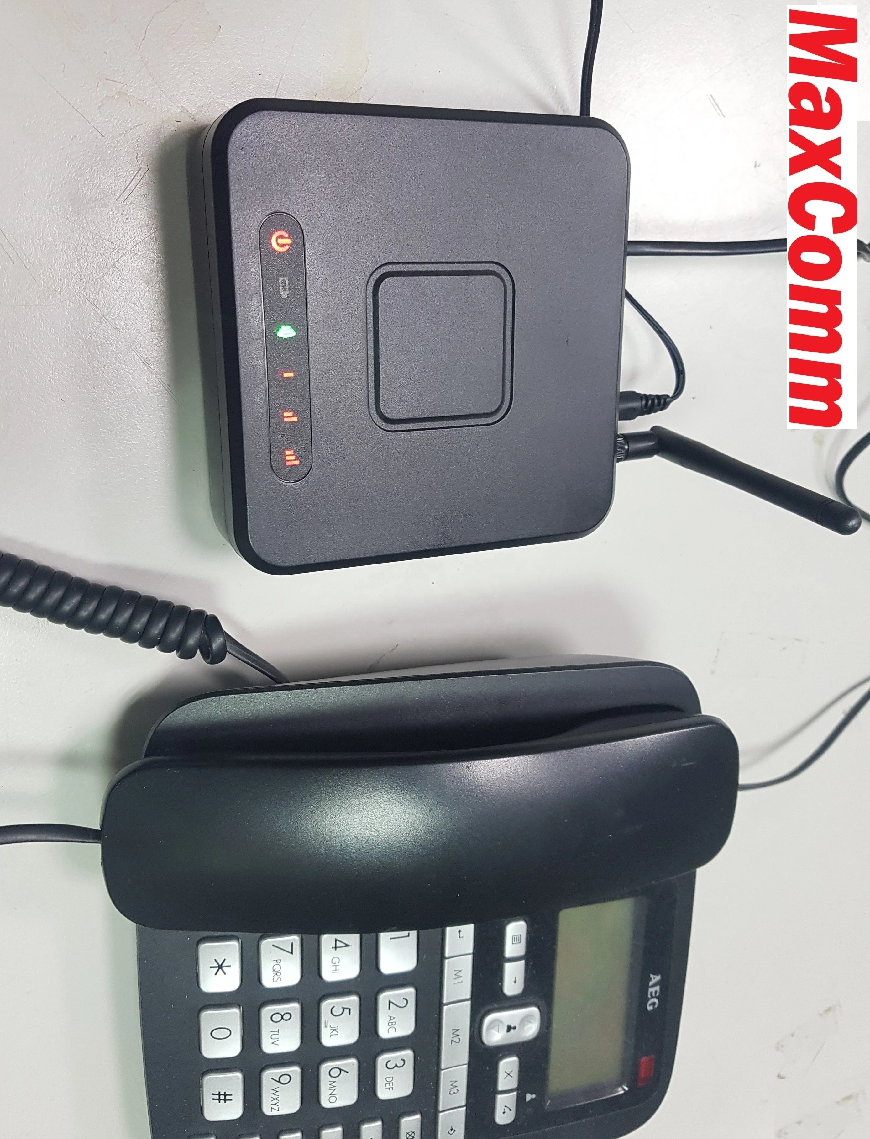 
3G GSM FWT WCDMA Fixed Wireless Dialer fixed cellular terminal FCT-550 FWT with phone port and Battery inside 