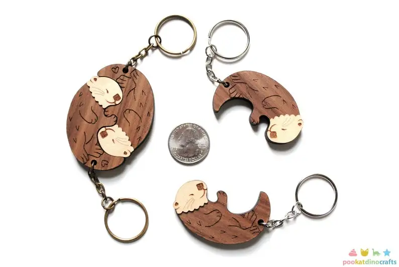 Factory Price Newest Wooden Couple Keychain Cartoon Keyrings 3D Keyrings Best Quality With Best Price
