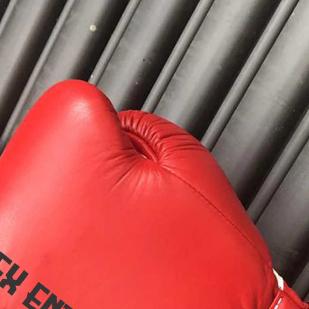 Натуральная кожа 100% натуральная Профессиональная Изготовленная на заказ логос красная oem (изготовитель комплектного оборудования) высоко-качественная боксерские перчатки обучение с застежкой-липучкой