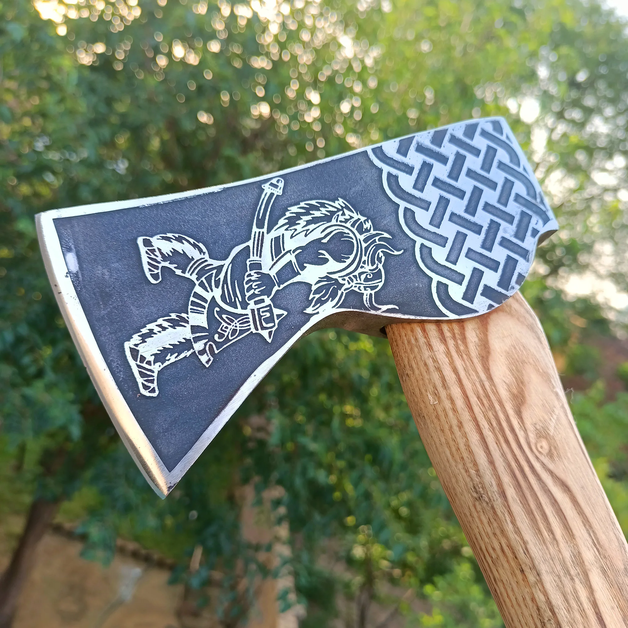 Топор викингов из углеродистой стали ручной работы на заказ Медный топор для выживания природе с деревянной ручкой оптовая продажа кожаным футляром