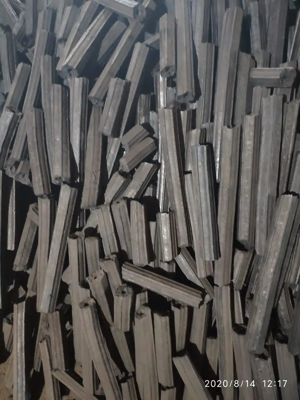 Longlist burning low ash hexagonal hardwood Sawdust charcoal briquette