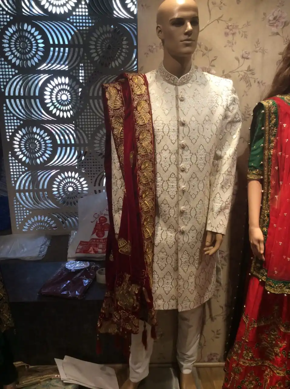 Stunning Beautiful Sherwani Dress for INDIAN & PAKISTANI MEN Party & WEDDING Dress