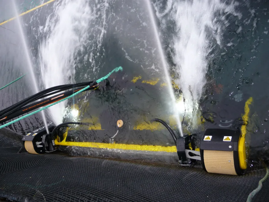 300Bar 300L/M Diesel driven underwater blasting water jet high pressure cleaning machine