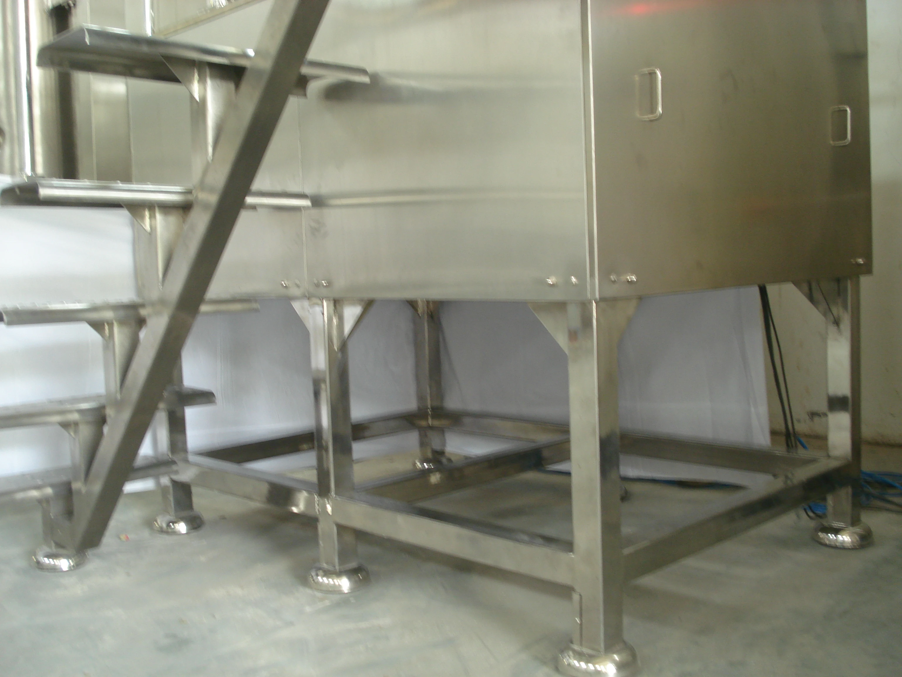 Высокопроизводительный смеситель гранулятор/быстродействующий гранулятор