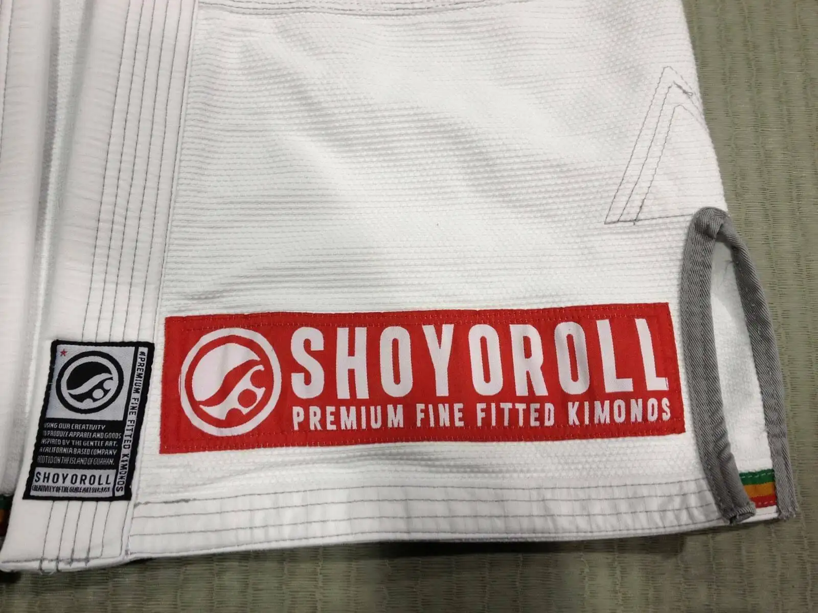 White shoyoroll gi 4.jpg